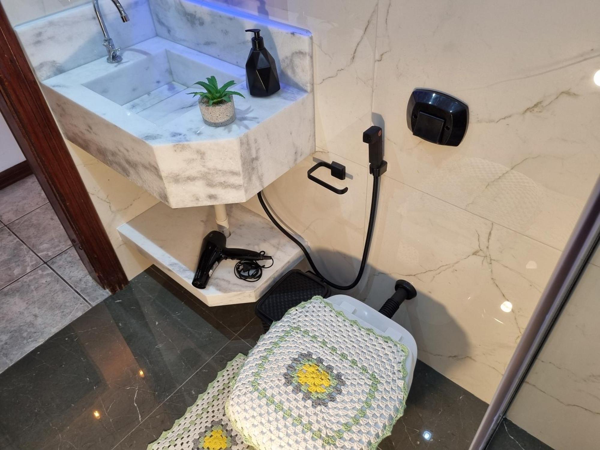 איטפמה Uma Quadra E Meia Do Mar Ar Wifi Smart Tv מראה חיצוני תמונה